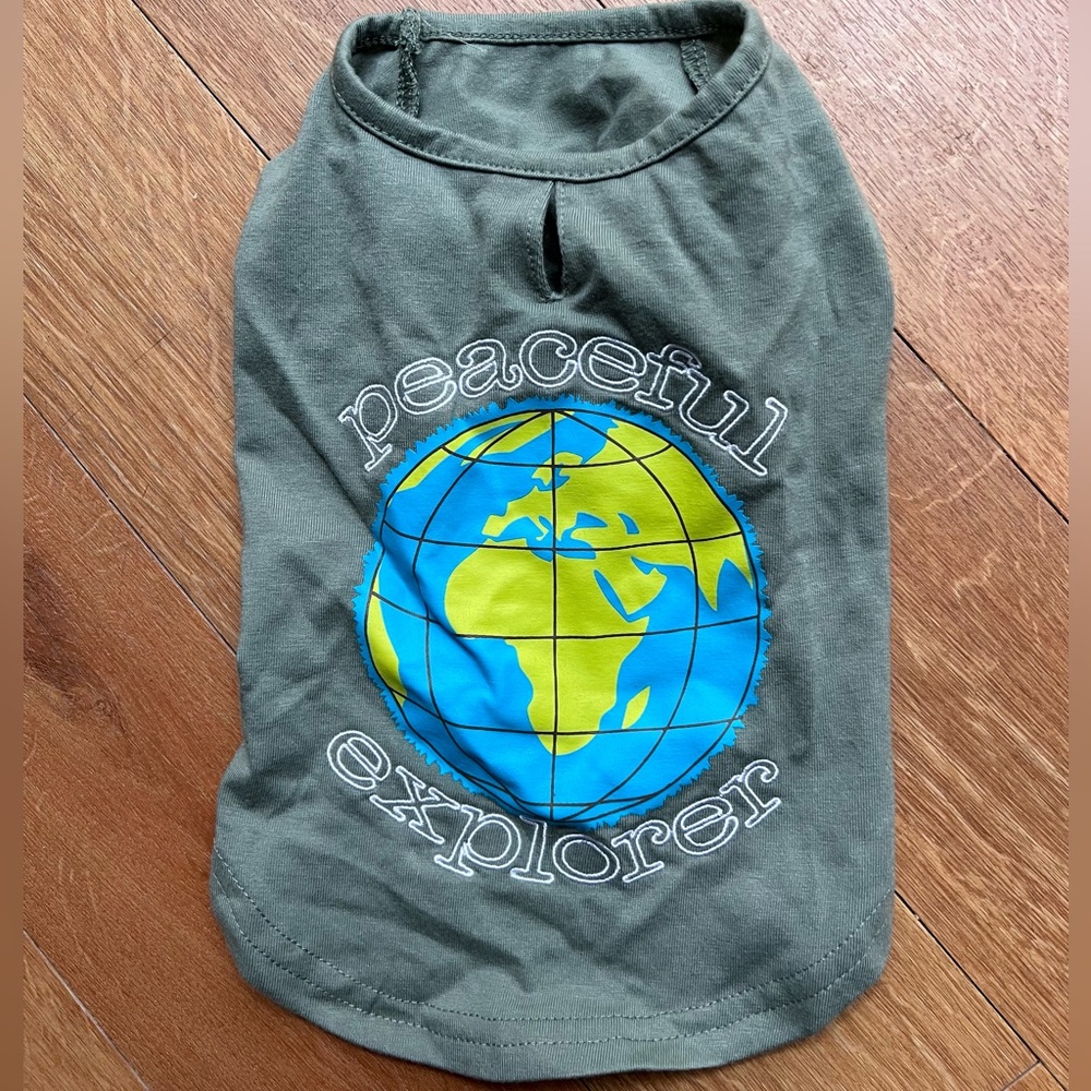 Doggie clothing, never been used x-small